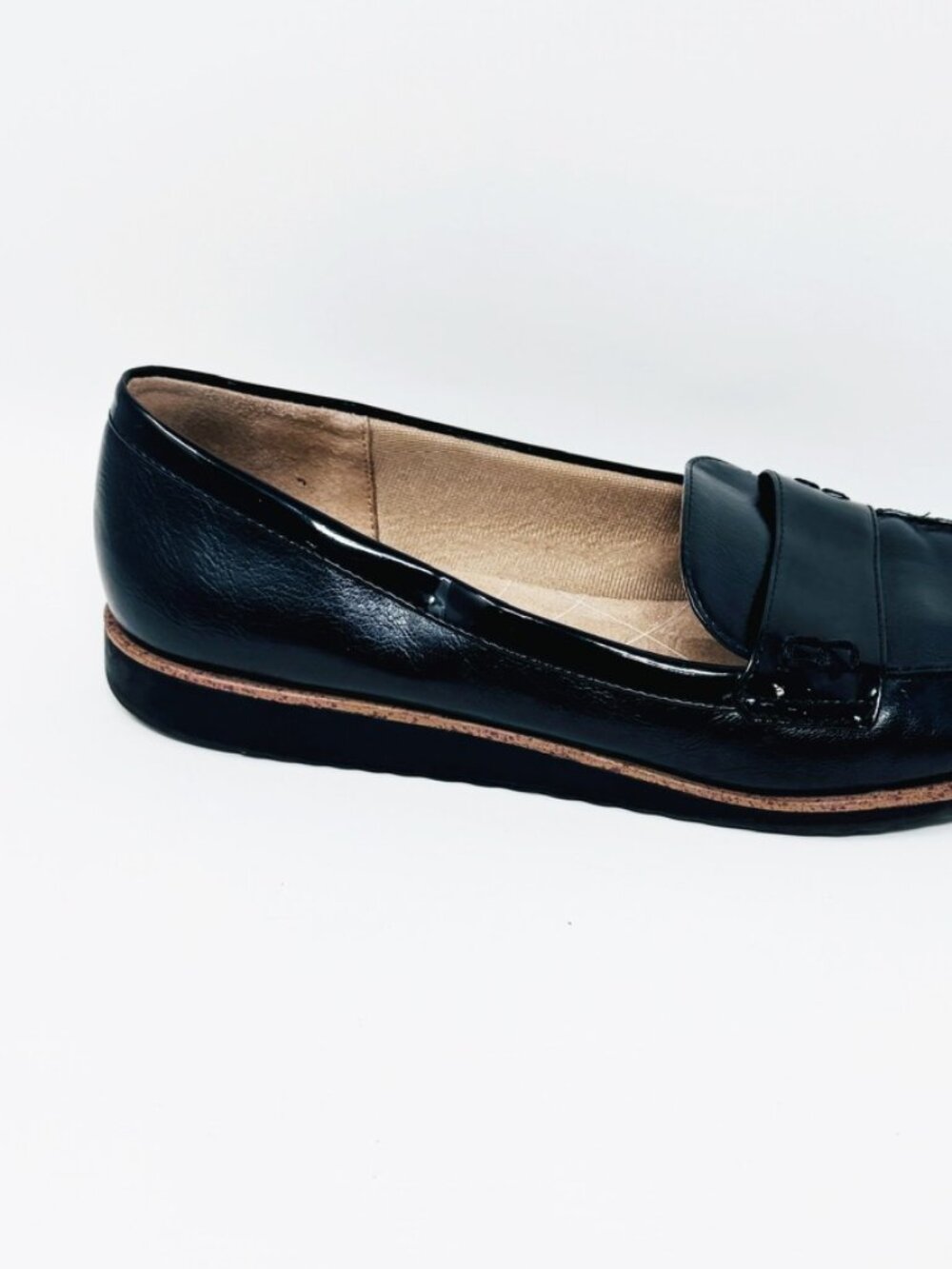 Life Stride Velocity Women Black Vegan Leather Slip on Flat Casual Shoe   Size 8 - Picture 4 of 10
